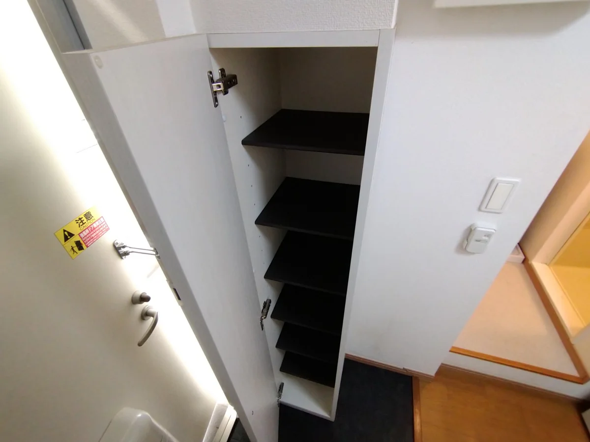 シューズボックス