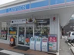 コンビニまで徒歩で約6分（450ｍ）