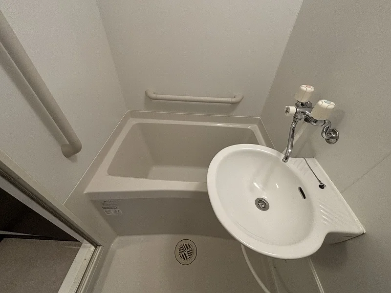 備品や設備仕様は号室等により異なります現地をご確認下さい。