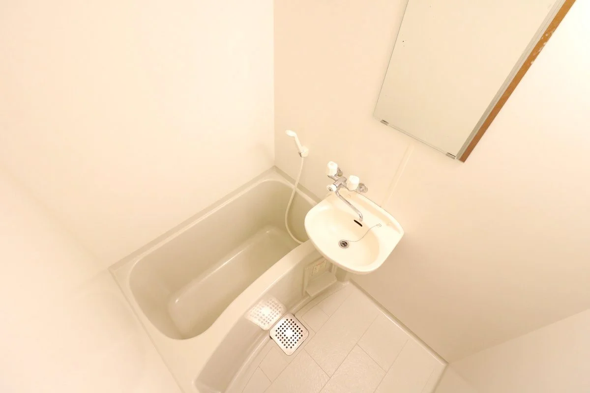 浴室乾燥機で雨や雪の日でもらくらくお洗濯！