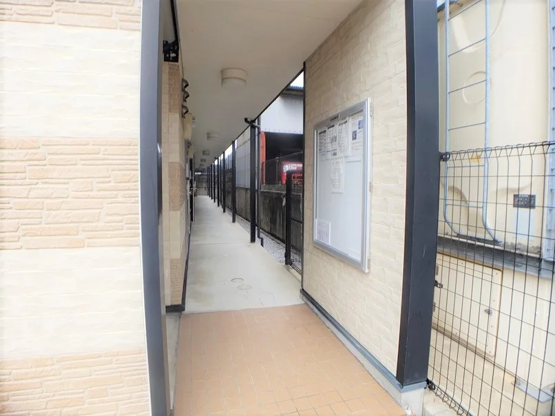 入居中の案内を明記したインフォメーションボード