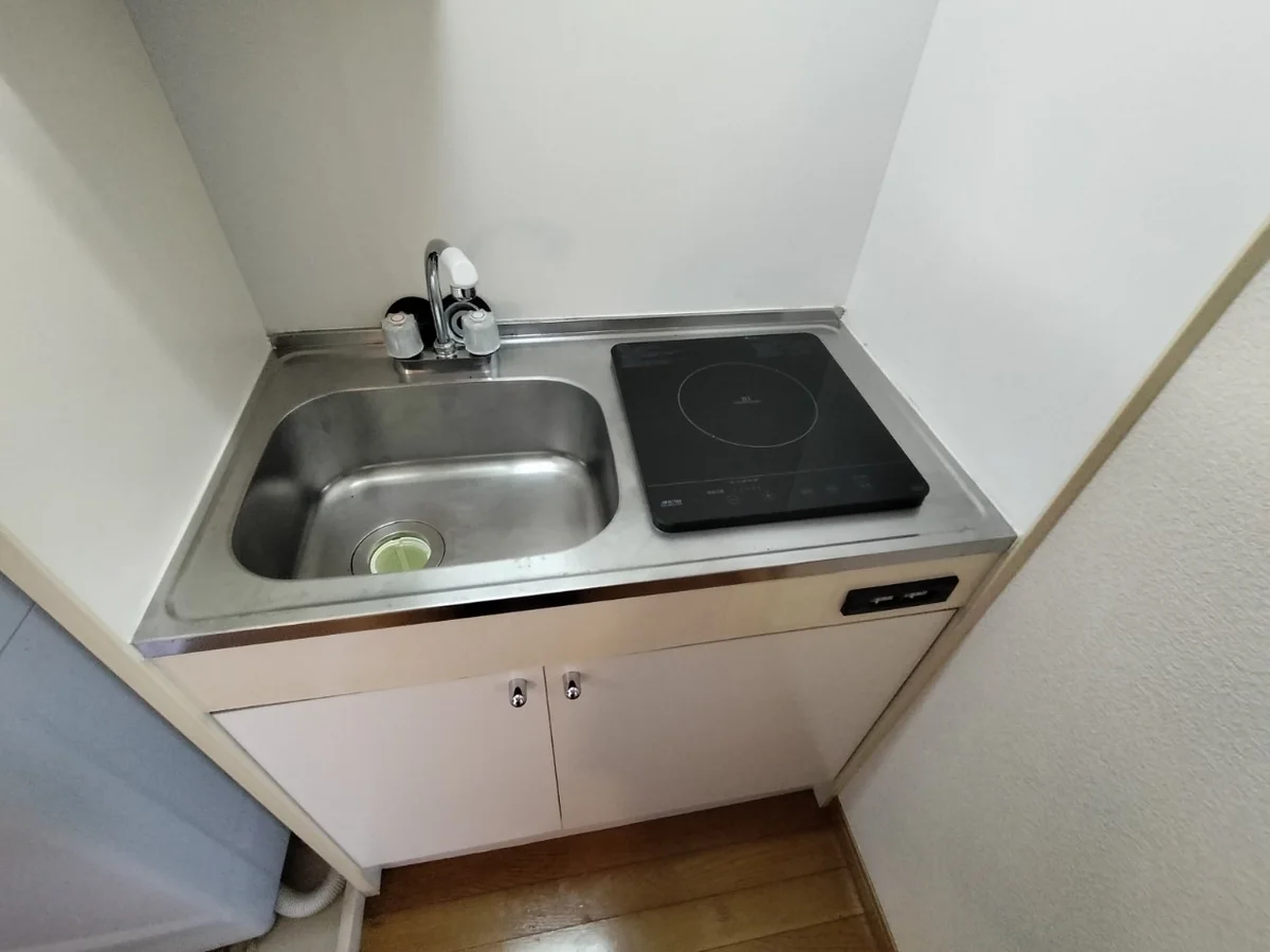 設備・仕様は号室により異なる為、現況を優先致します。