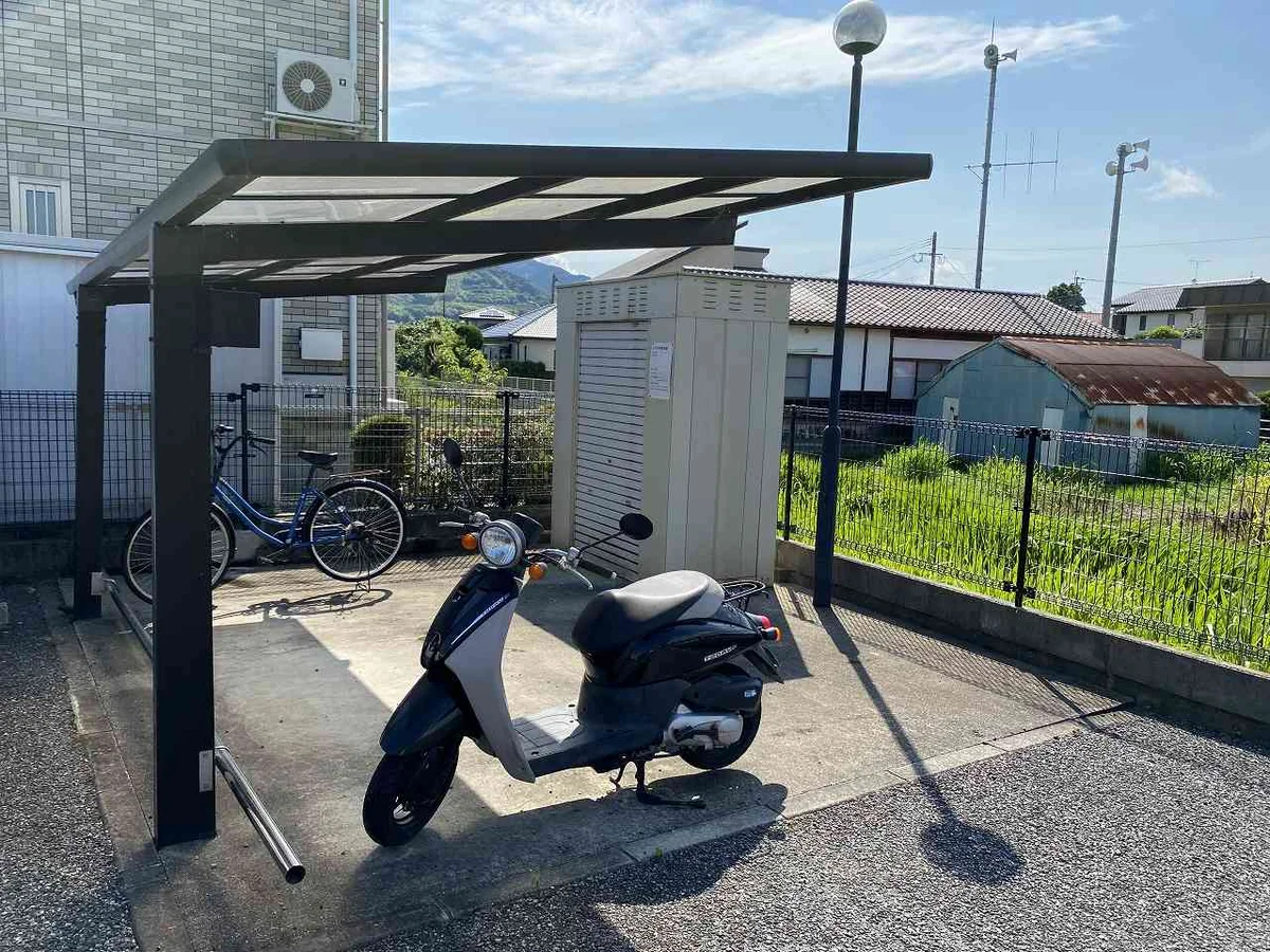 写真と現状が異なる場合は現状を優先します。