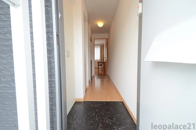 設備・使用は号室により異なる為、現況を優先致します。