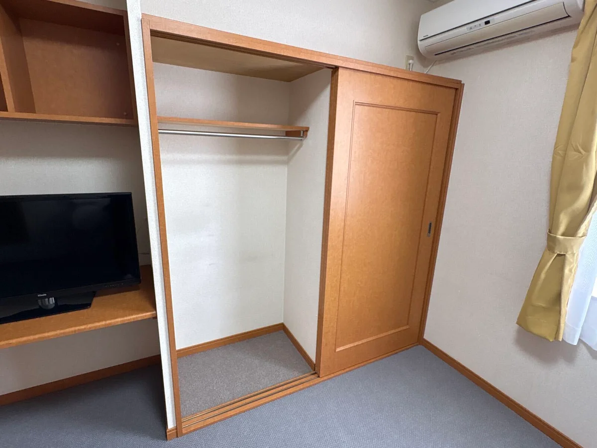 1階はフローリング、2階はじゅうたんです。