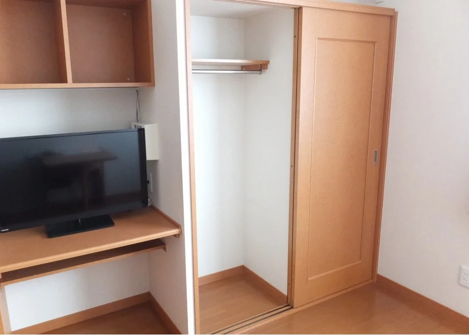 ハンガーパイプ付き