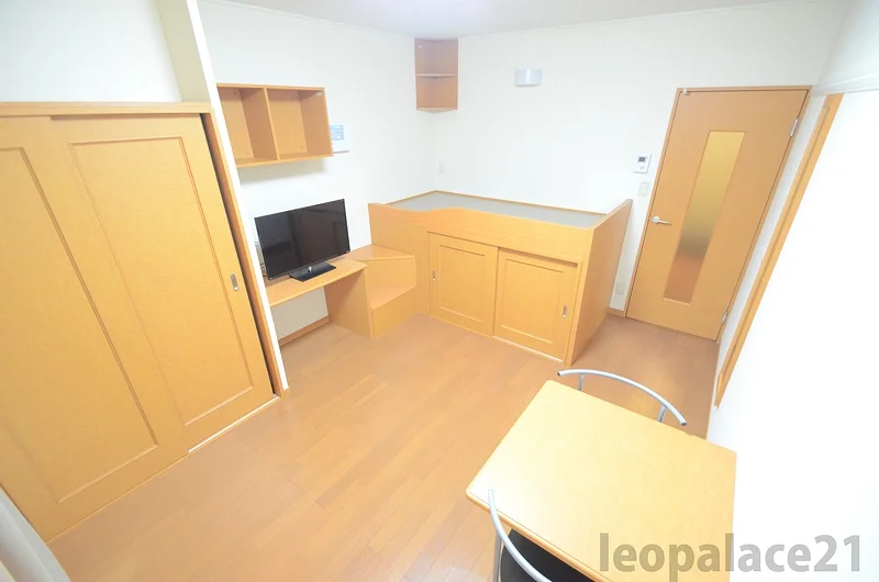 実際のお部屋と異なる場合がございます。