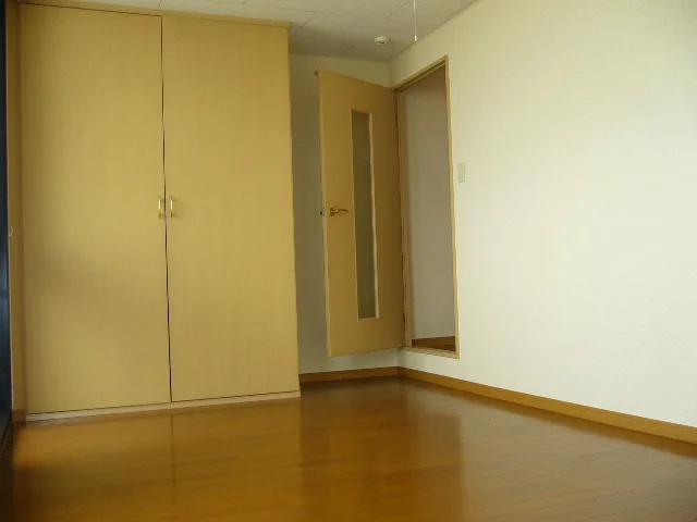 閑静な住宅地の中にあります。収納スペースもしっかりあります☆