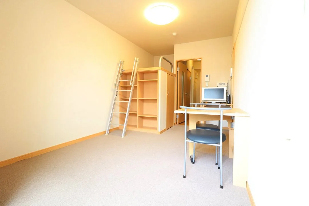 当社人気のハイベッドタイプ!!!決め手はベッド下の収納