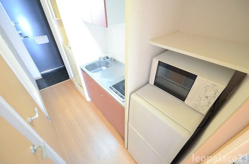 家具家電はメーカー等が異なる場合がございます。