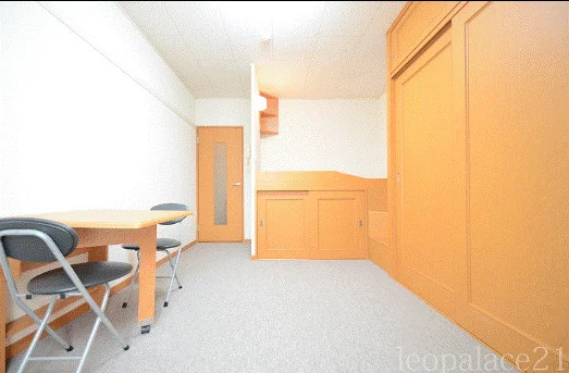 備品や設備仕様は号室等により異なります現地をご確認下さい。