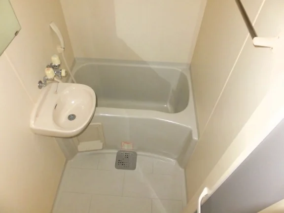 風呂・トイレ別