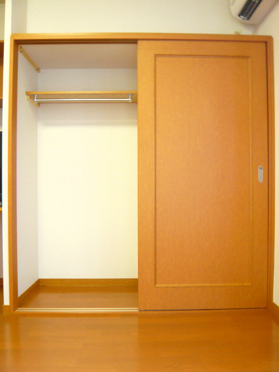 大きなクローゼットも完備しています☆