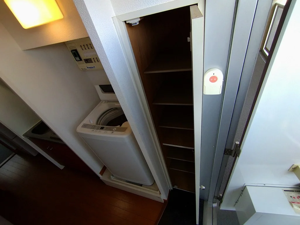 シューズボックス