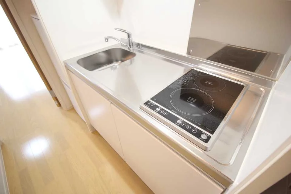 コンロの仕様が異なる場合があります