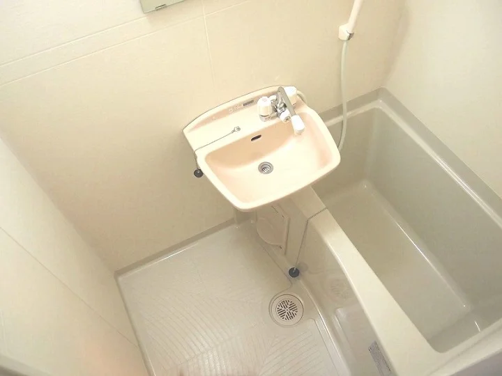 設備・仕様は号室により異なる為、現況を優先致します。