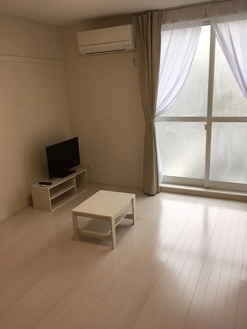テレビ　エアコン