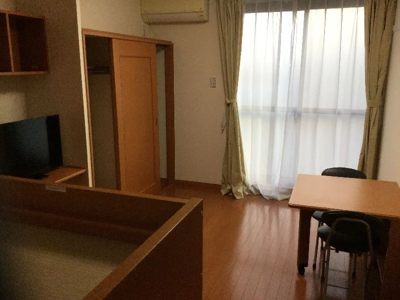 窓側