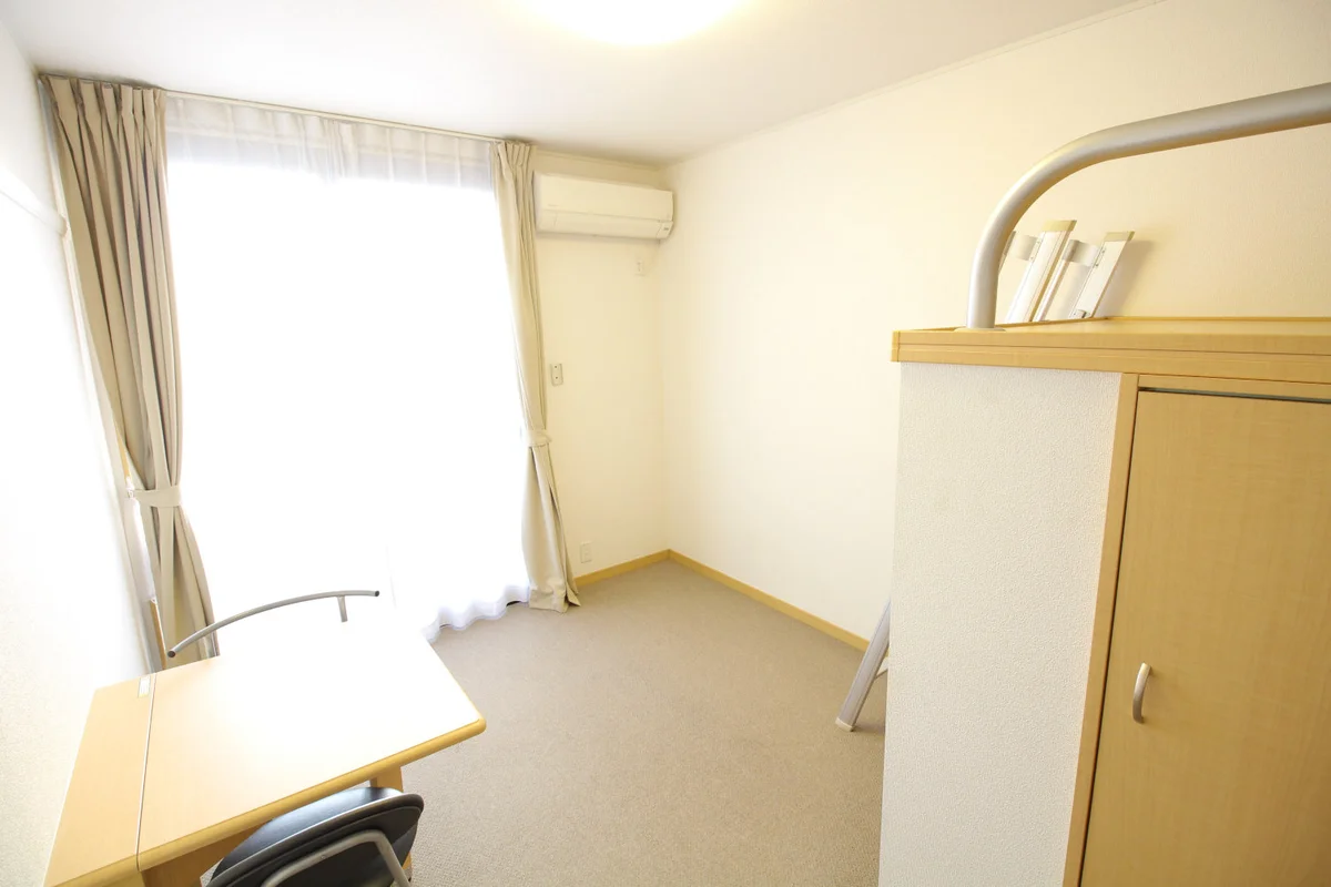 開放感溢れる大きな窓を使用しています♪