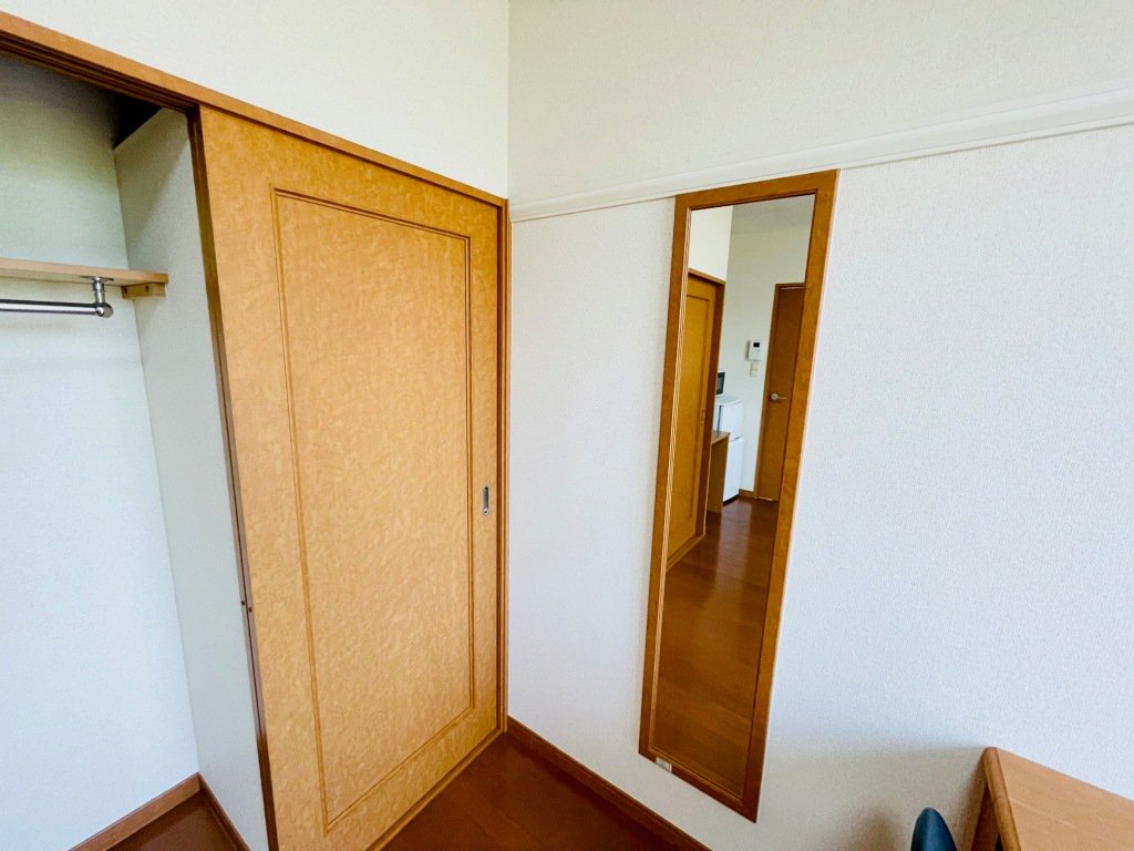 姿見