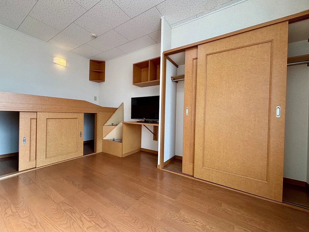 設備・仕様は号室により異なる為、現況を優先いたします。