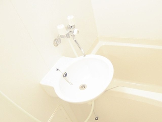 備品や設備仕様は号室等により異なります現地をご確認下さい。