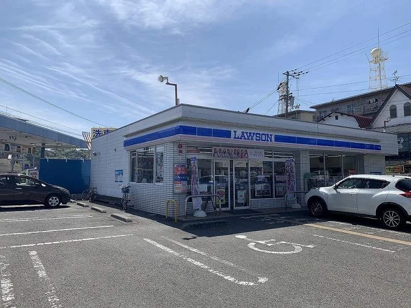 ローソン高知高須店まで662m(徒歩8分)