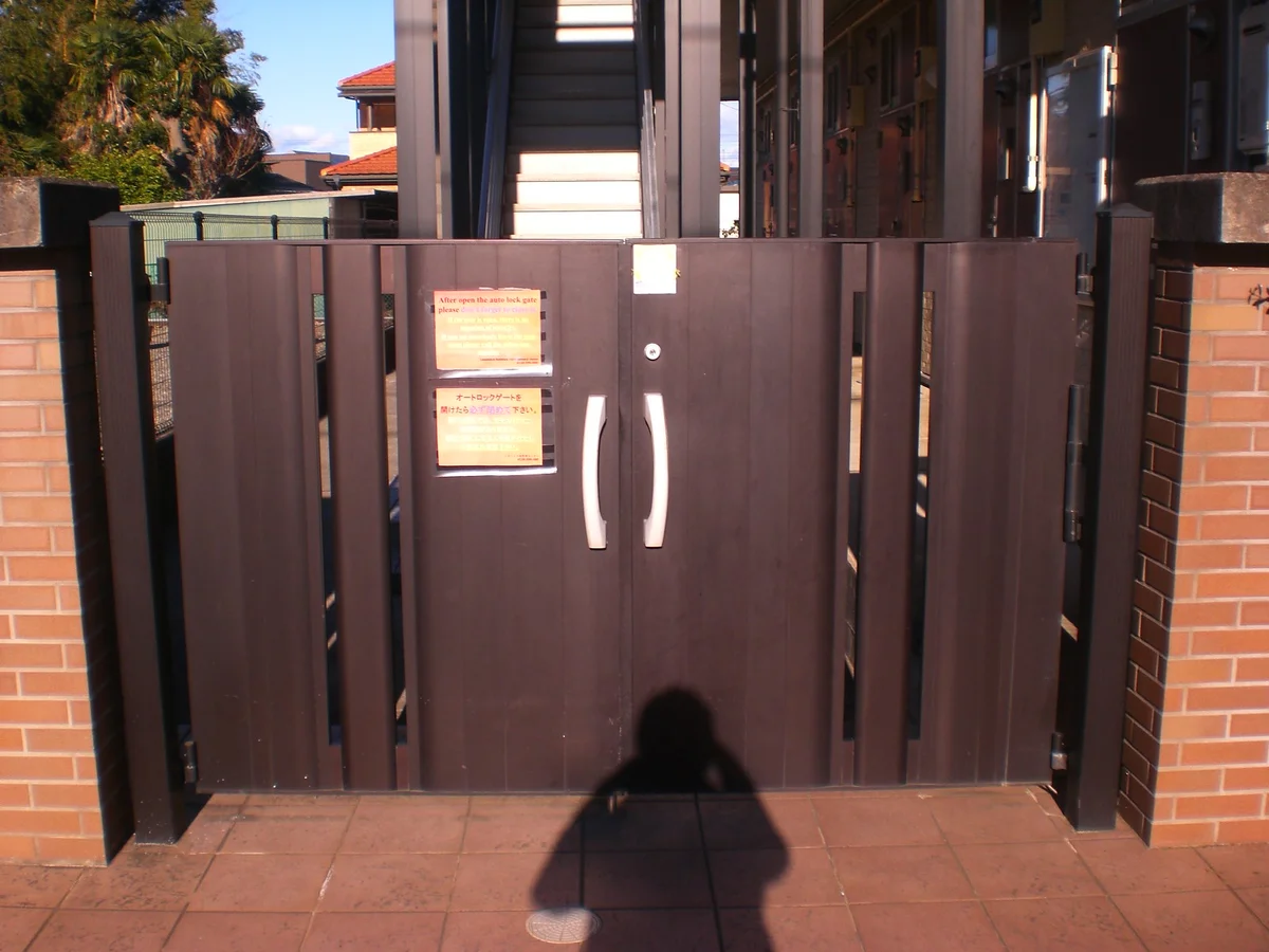 オートロックゲート付き。
