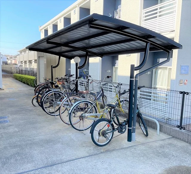 屋根付き駐輪場