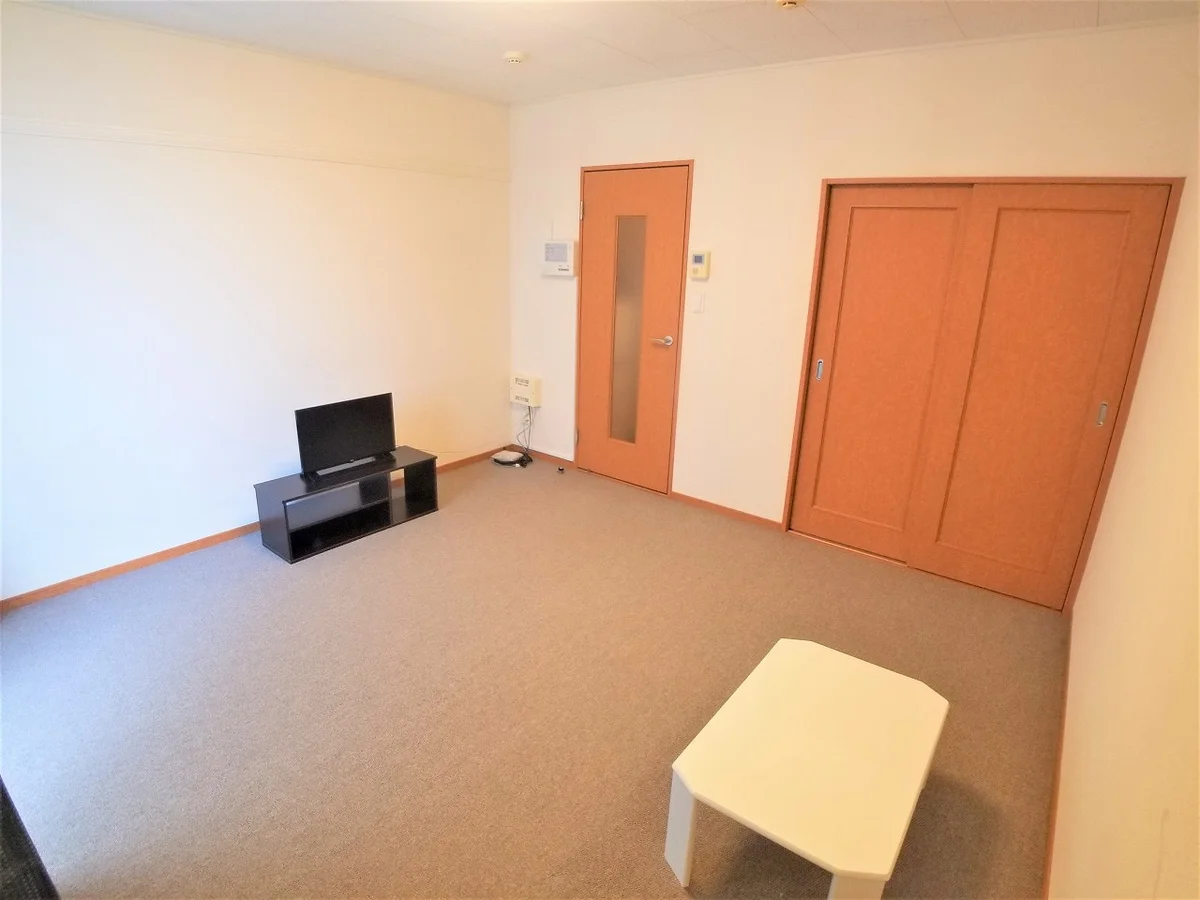 設備・使用は号室により異なる為、現況を優先致します。