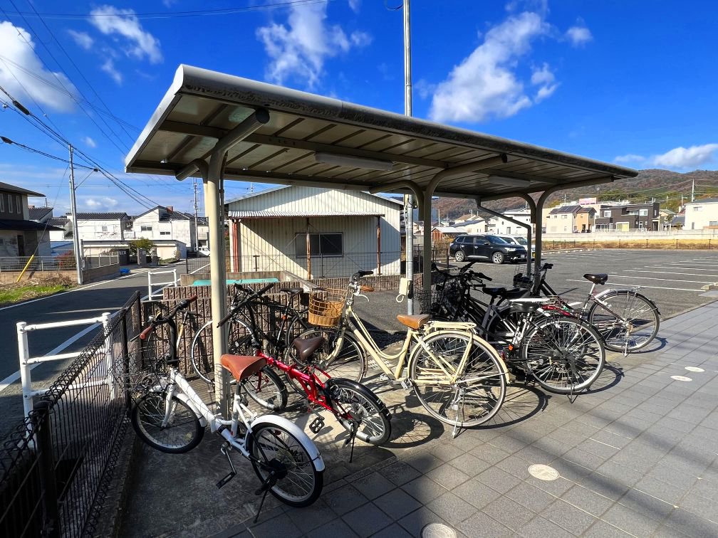 屋根付き駐輪場
