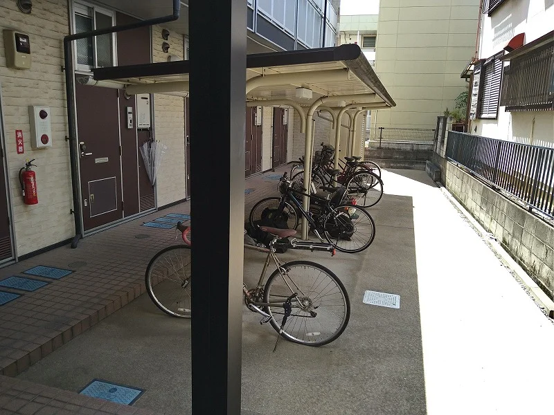 駐輪場　原付＆自転車のみ駐輪可能