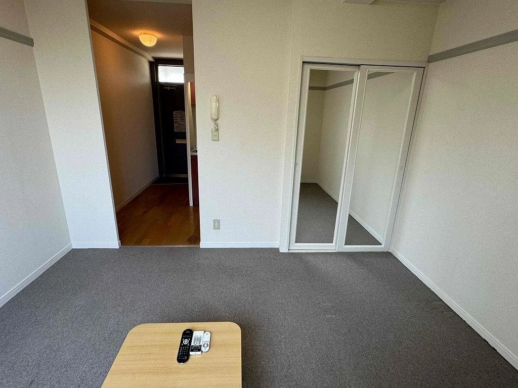 ※同タイプ部屋の写真となります