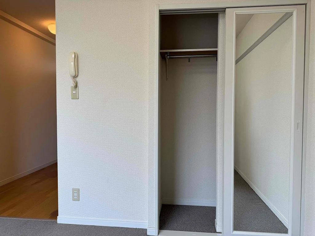 ※同タイプ部屋の写真となります