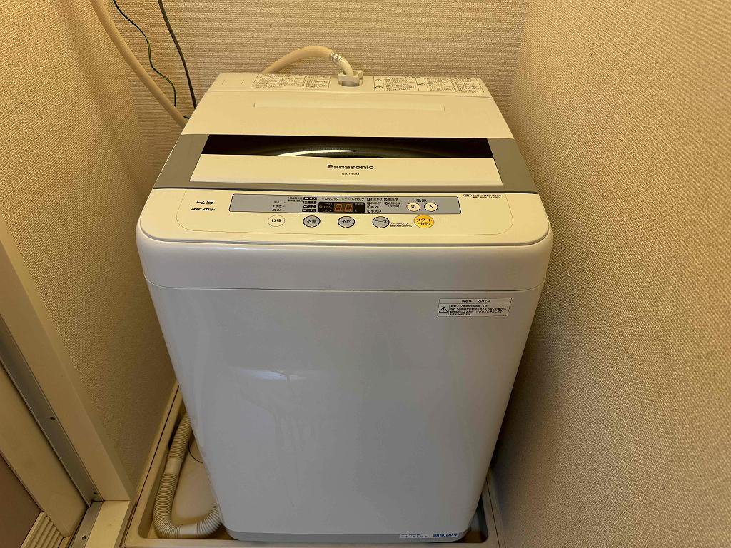 ※同タイプ部屋の写真となります（洗濯機）