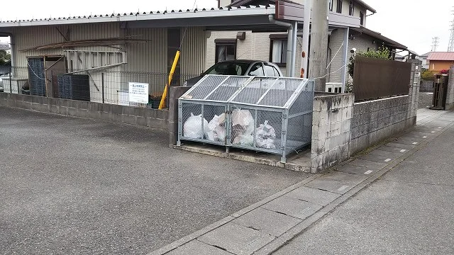ゴミ置き場