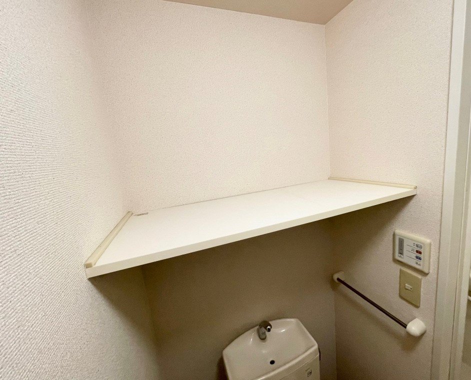 トイレ棚収納