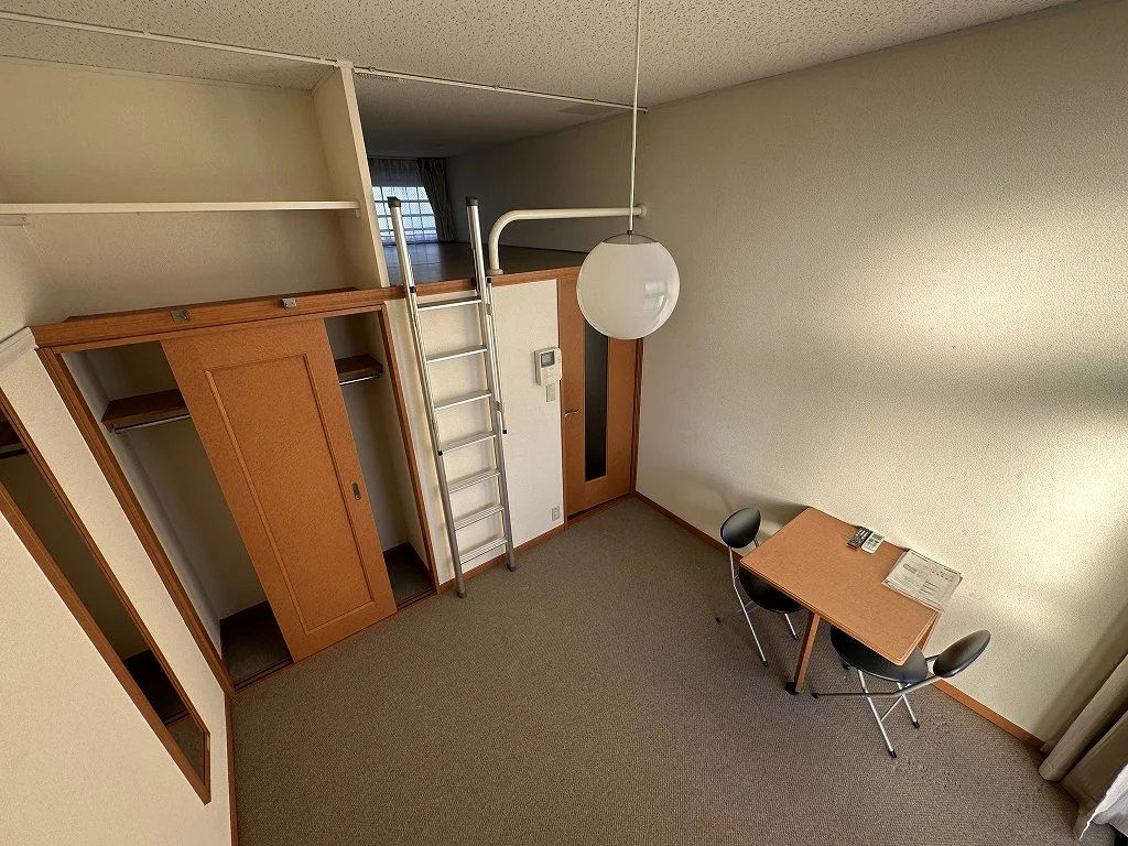 室内天井も高くお部屋を広く使えます！