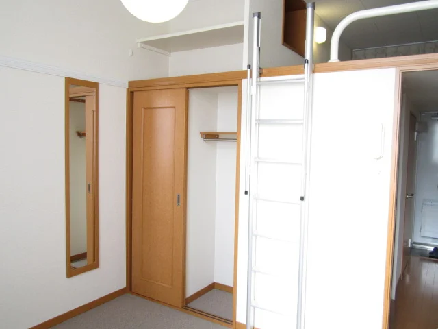 クローゼット付き