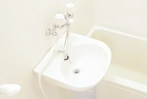 設備・使用は号室により異なる為、現況を優先致します。