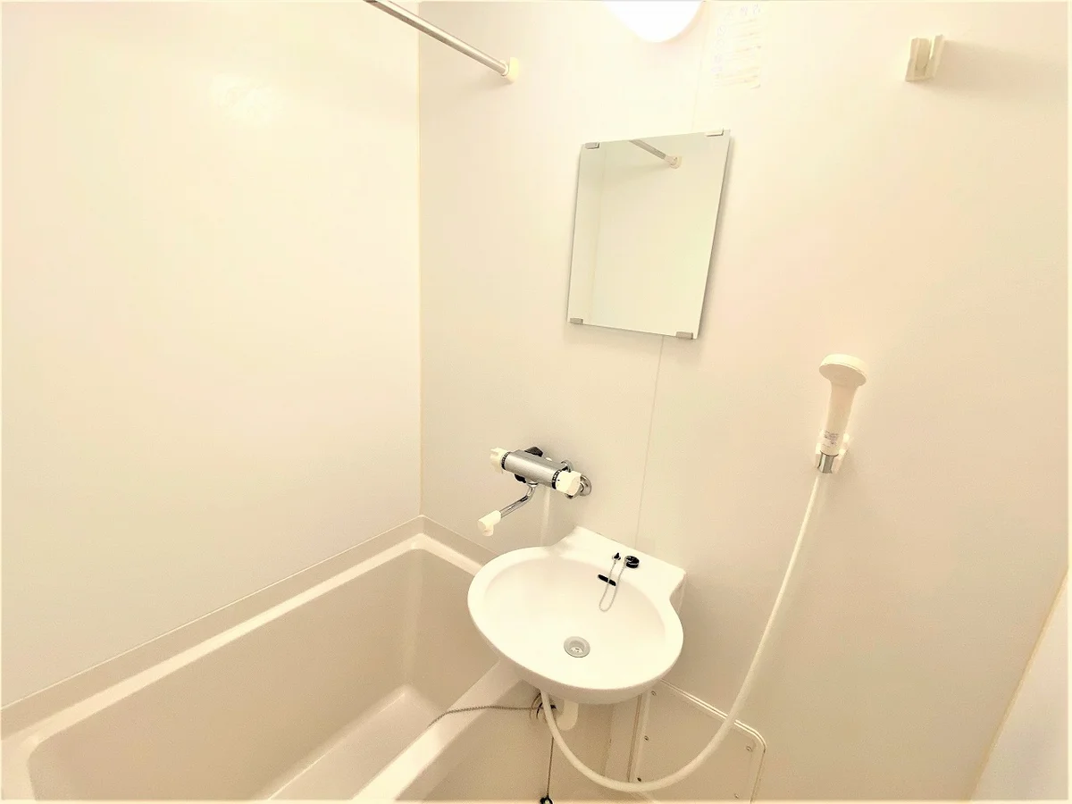 設備・使用は号室により異なる為、現況を優先致します。