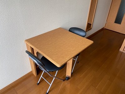 テーブル・椅子　設置済