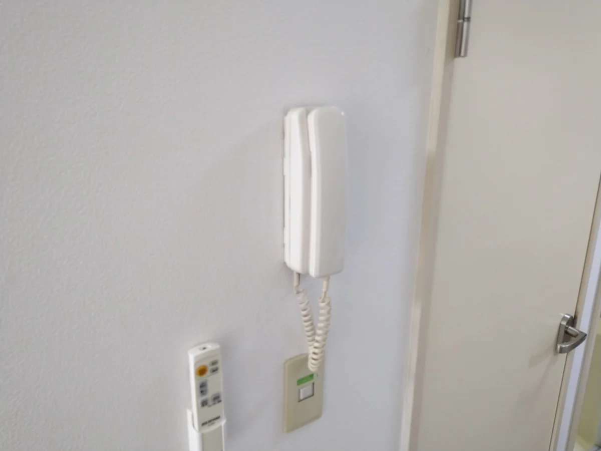 インターホン