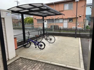 屋根付き駐輪場
