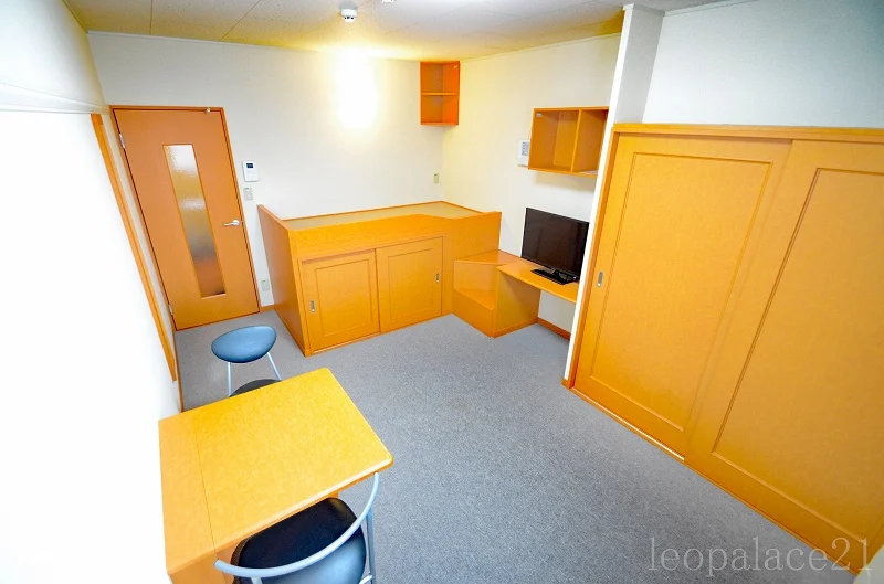 2Ｆのお部屋はカーペットです。