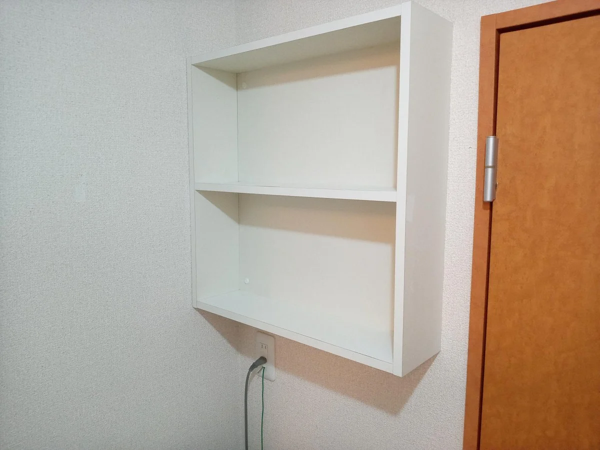 洗濯機付近の壁面収納