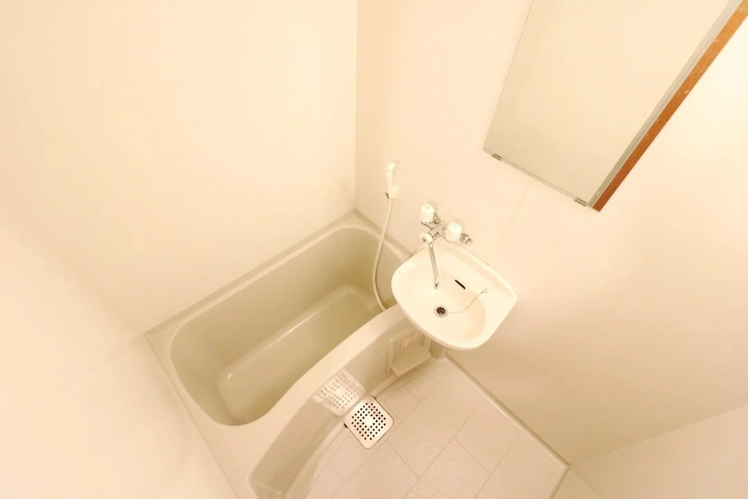 浴室乾燥機で雨や雪の日でもらくらくお洗濯！