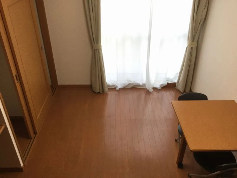窓側