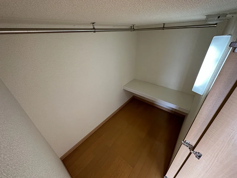 ベッド下収納
