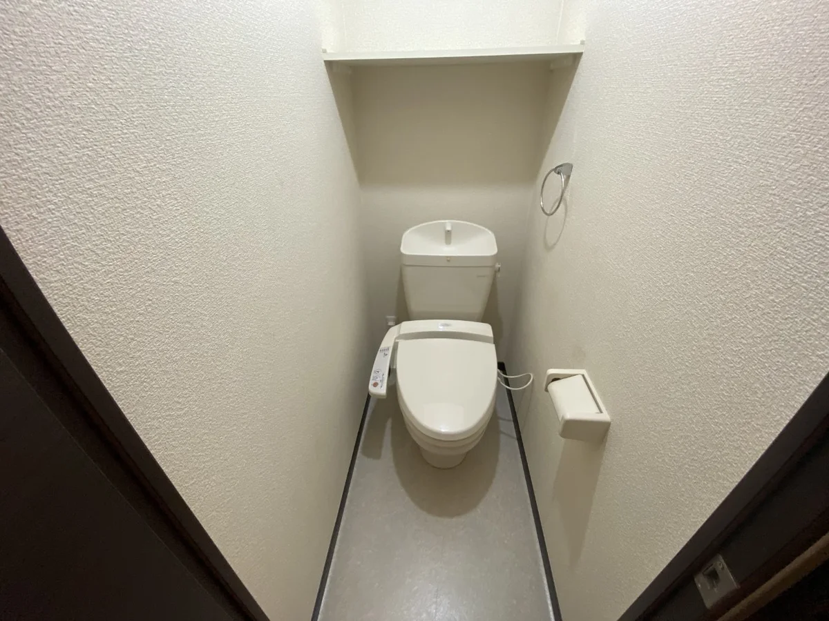 設備仕様は号室により異なる為、現況を優先致します。